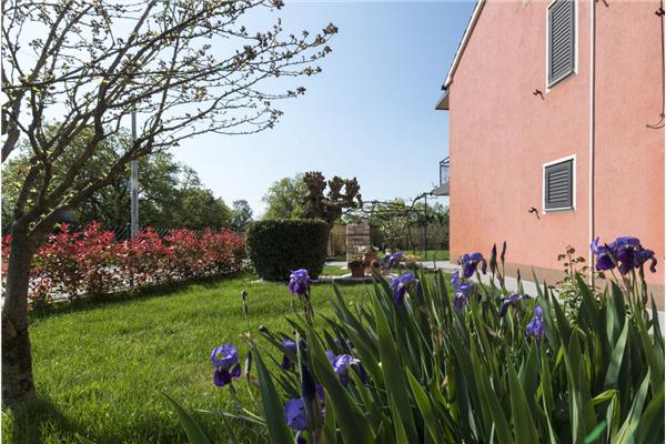 House K1, for 10 persons