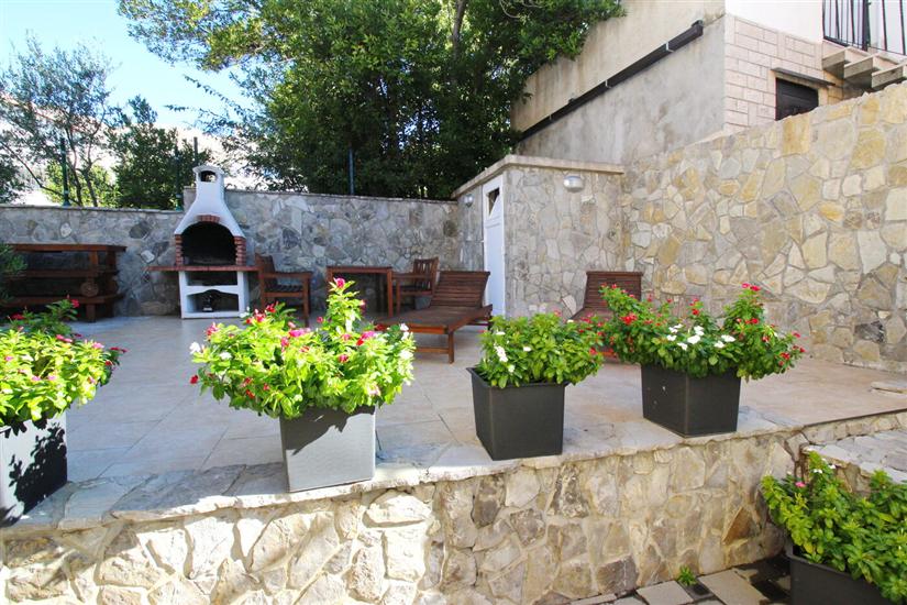 Apartment A1, for 5 persons