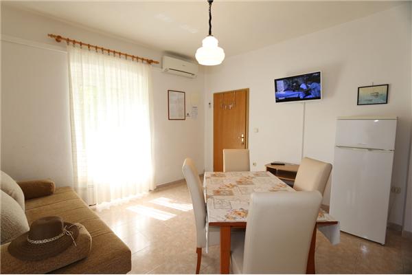 Apartment A2, for 3 persons