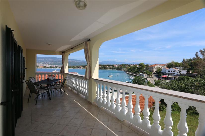 Apartment A4, for 4 persons