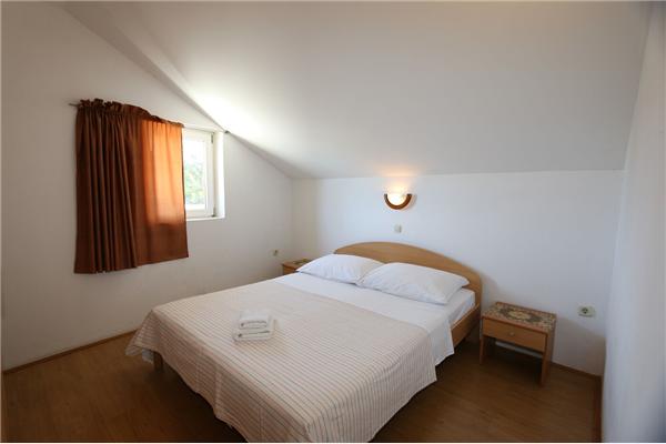 Apartment A6, for 4 persons