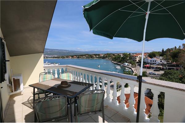 Apartment A6, for 4 persons