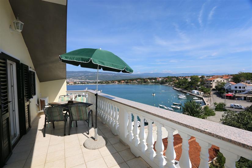 Apartment A6, for 4 persons