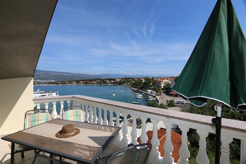 Apartment A6, for 4 persons