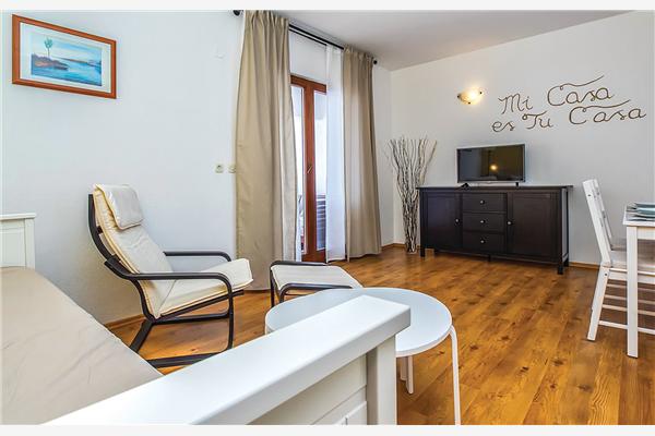 House K1, for 12 persons