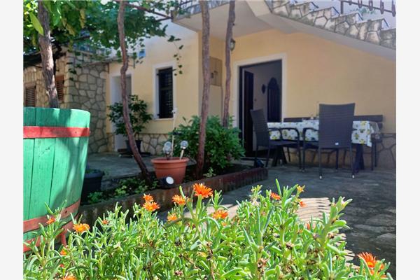 Apartment A1, for 4 persons