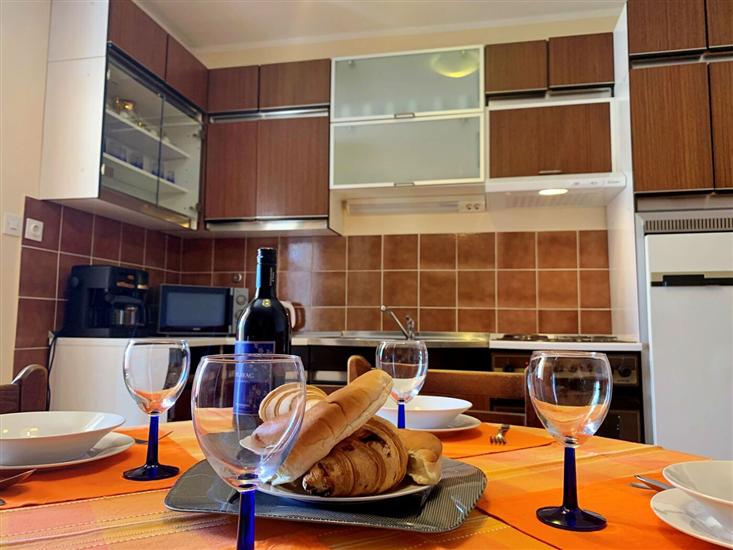 Apartment A2, for 4 persons