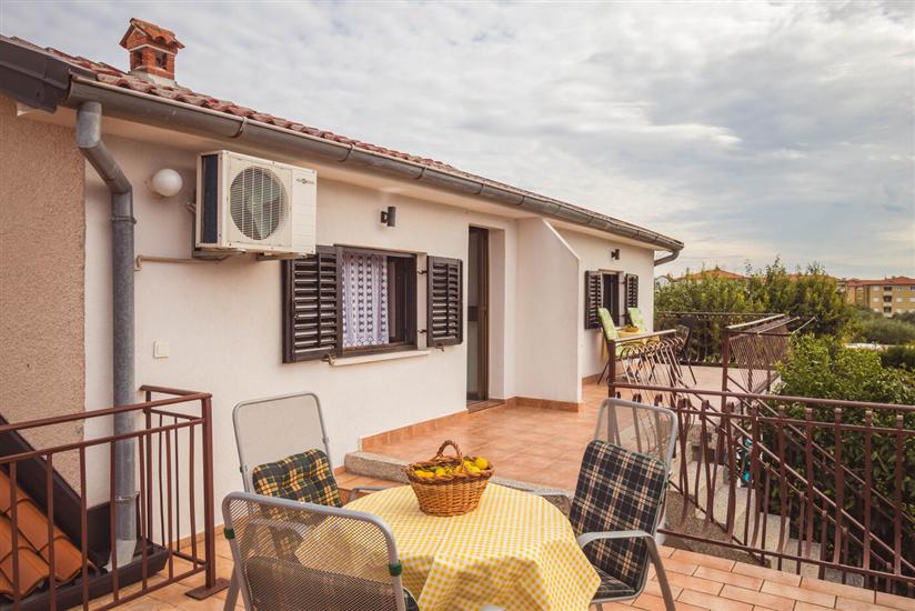 Apartment A2, for 3 persons