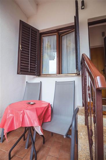 Room S1, for 2 persons