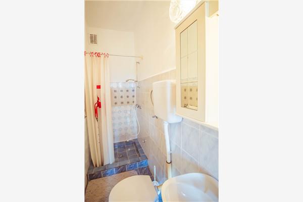 Room S1, for 2 persons