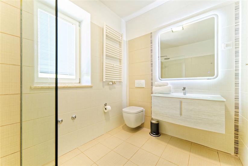 House K1, for 8 persons