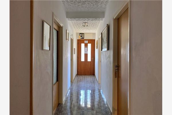 Apartment A1, for 7 persons