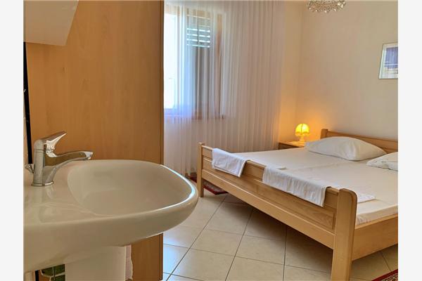 Apartment A1, for 7 persons