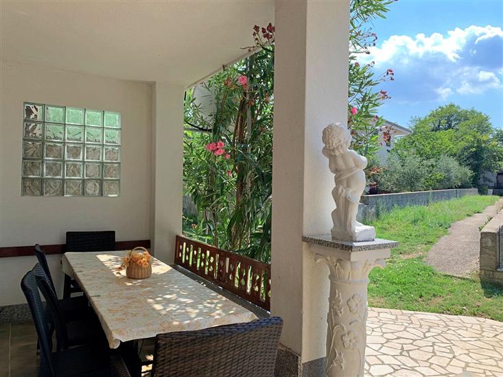 Apartment A1, for 7 persons