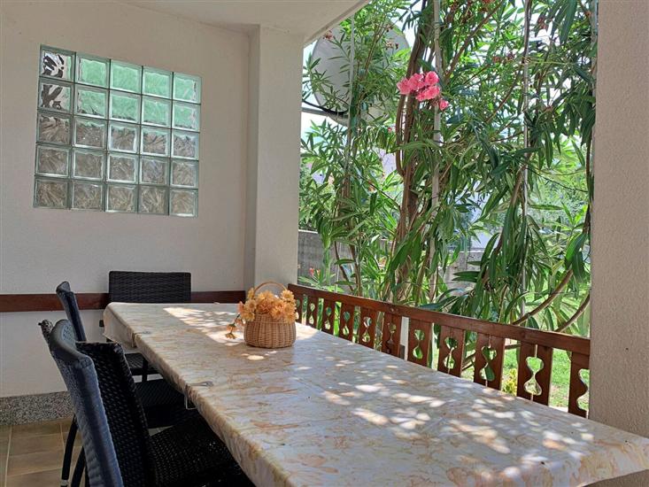 Apartment A1, for 7 persons