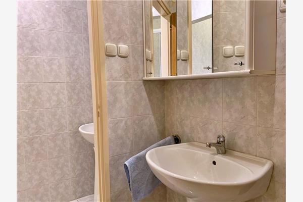 Apartment A2, for 8 persons