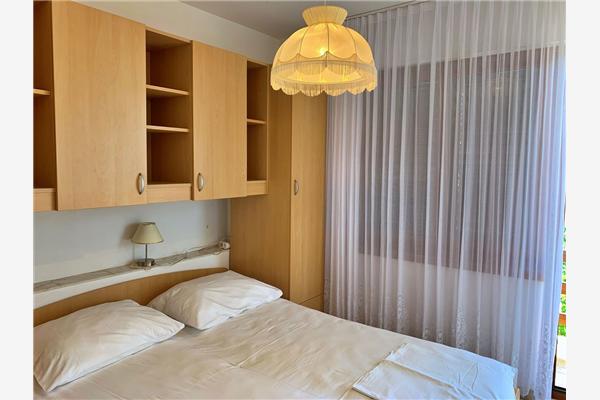 Apartment A2, for 8 persons