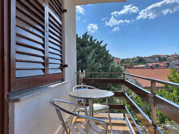 Apartment A2, for 8 persons