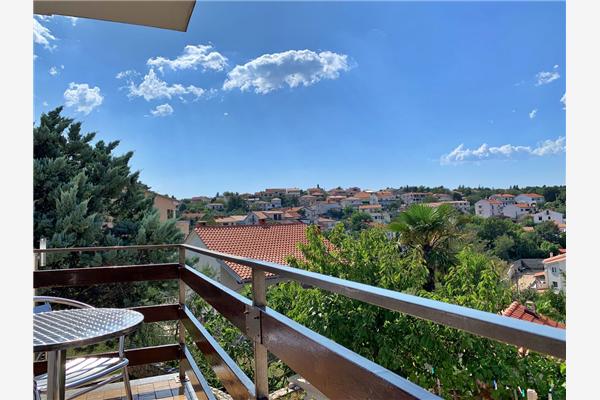 Apartment A2, for 8 persons