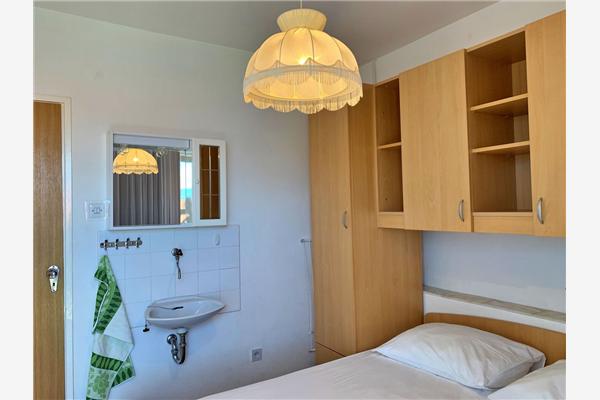 Apartment A2, for 8 persons