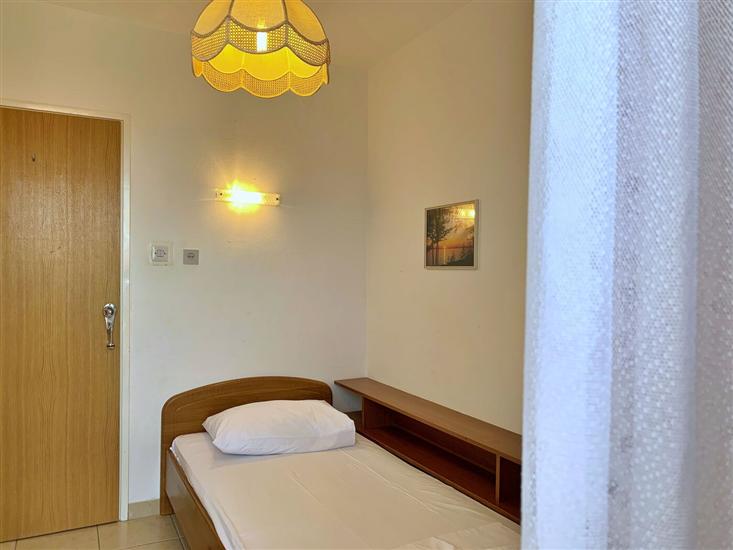 Apartment A2, for 8 persons