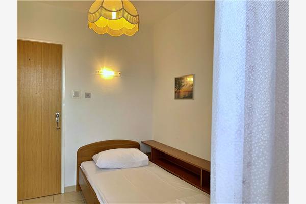 Apartment A2, for 8 persons