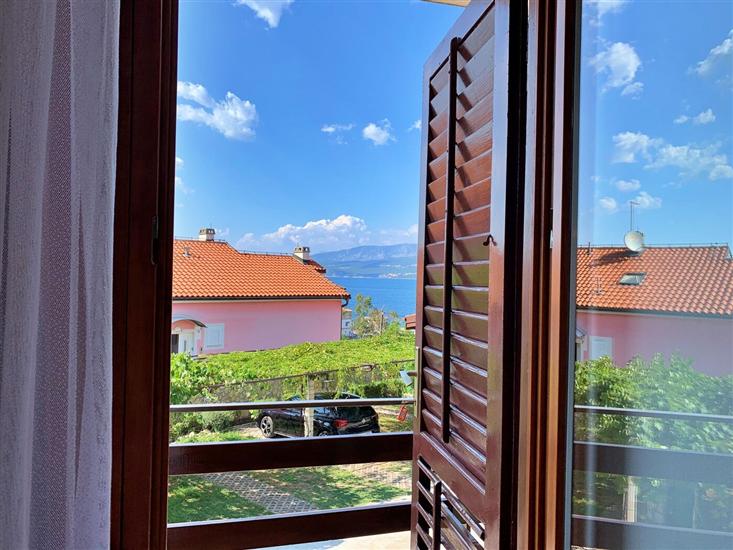 Apartment A2, for 8 persons