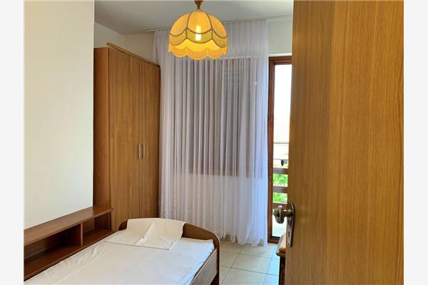 Apartment A2, for 8 persons