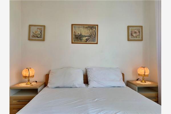 Apartment A2, for 8 persons