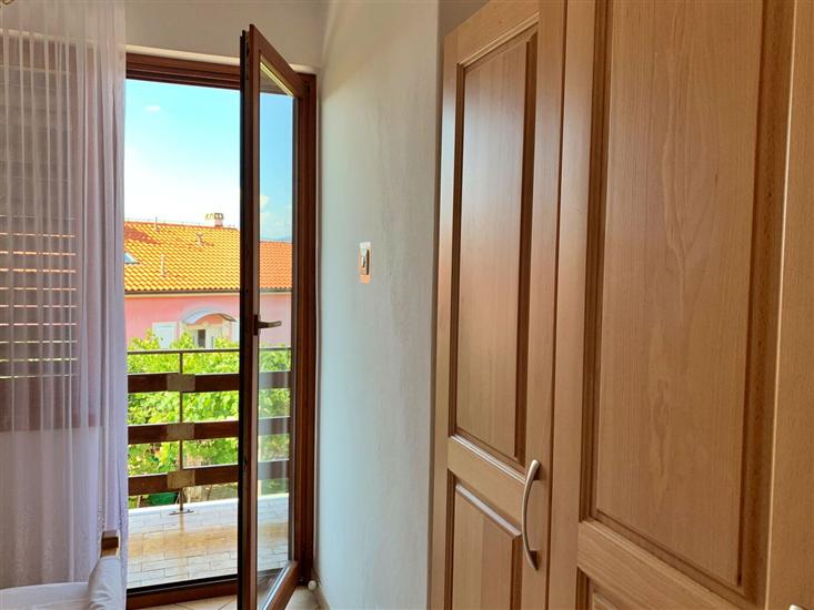 Apartment A2, for 8 persons