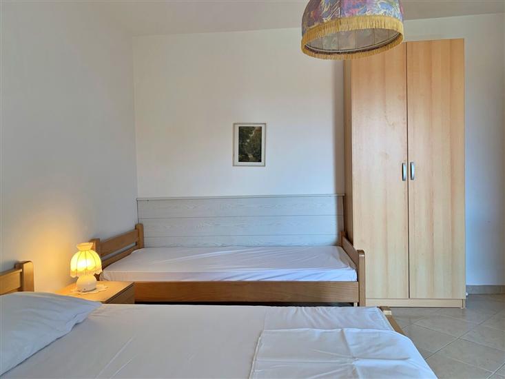 Apartment A2, for 8 persons