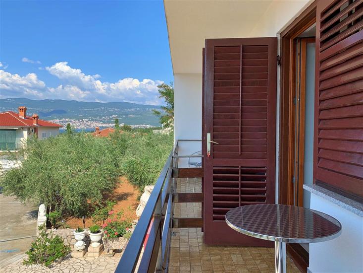 Apartment A2, for 8 persons