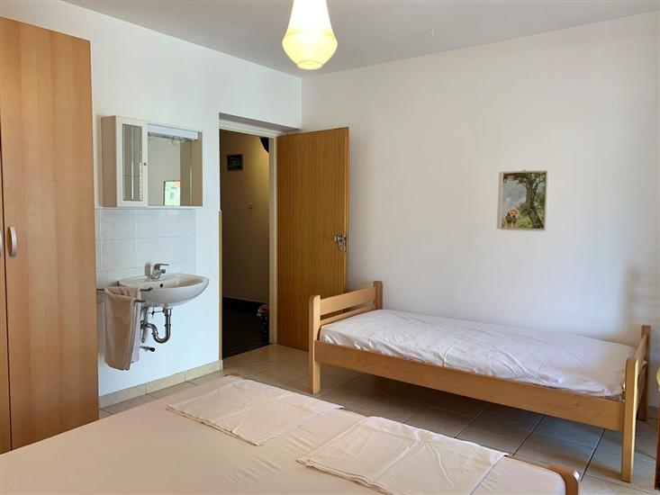 Apartment A2, for 8 persons