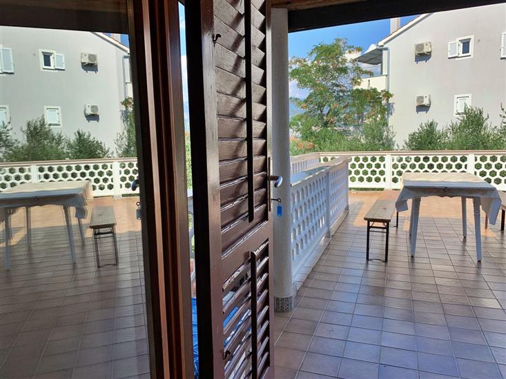 Apartment A2, for 8 persons