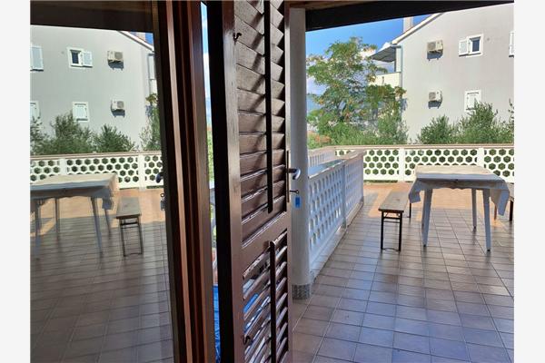 Apartment A2, for 8 persons