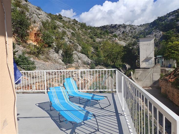 Apartment A1, for 6 persons