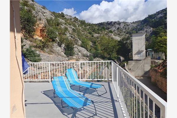 Apartment A1, for 6 persons