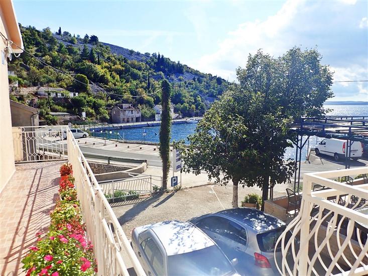 Apartment A2, for 3 persons