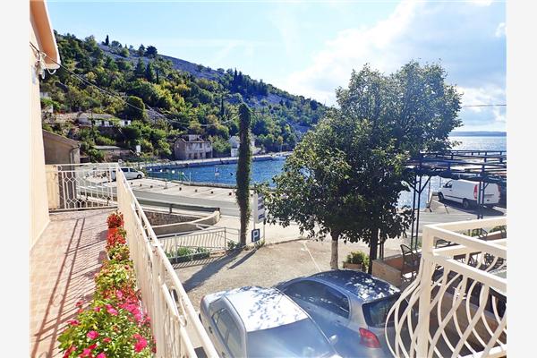 Apartment A2, for 3 persons