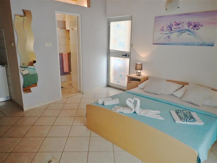 Apartment A2, for 3 persons