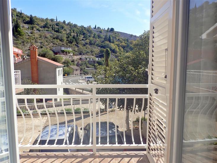 Apartment A2, for 3 persons