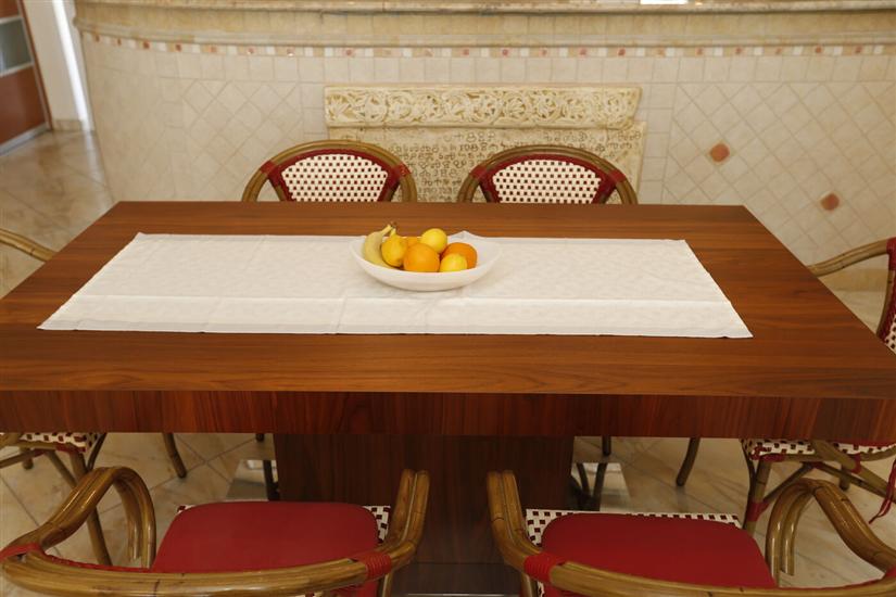 Apartment A2, for 6 persons