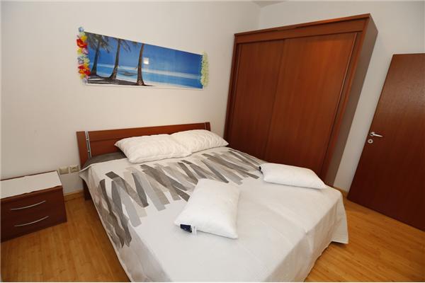 Apartment A2, for 6 persons