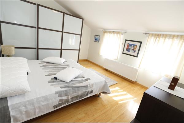 Apartment A2, for 6 persons