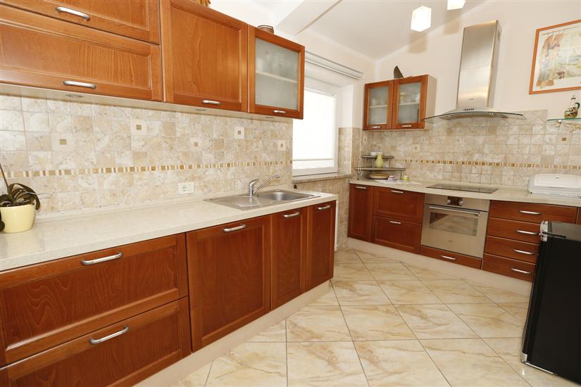 Apartment A2, for 6 persons