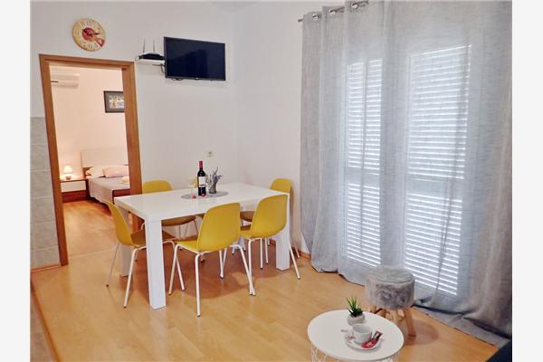 Apartment A2, for 6 persons