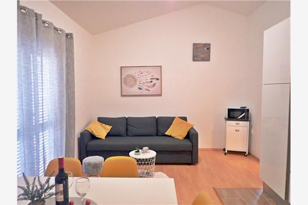 Apartment A2, for 6 persons