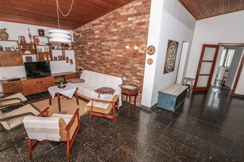 House K1, for 8 persons