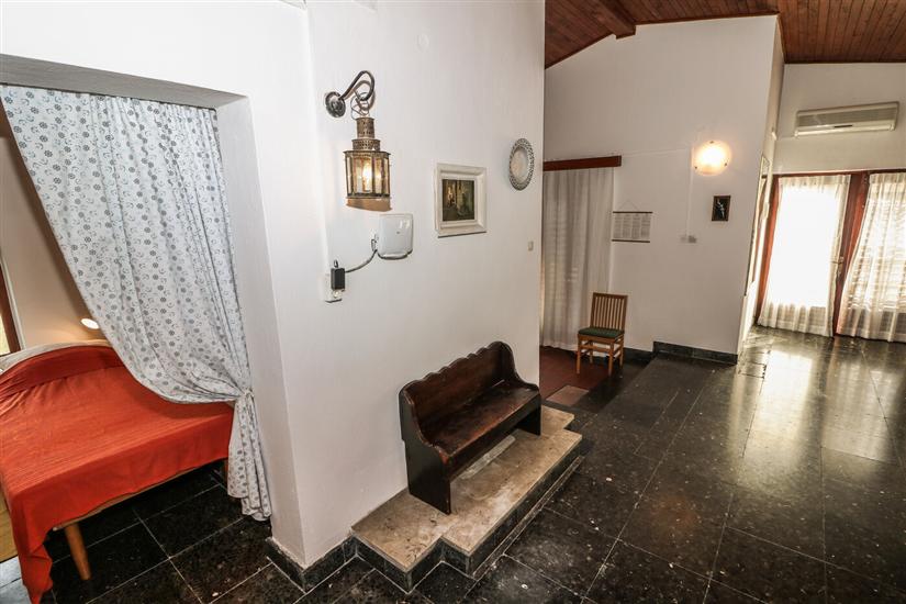 House K1, for 8 persons