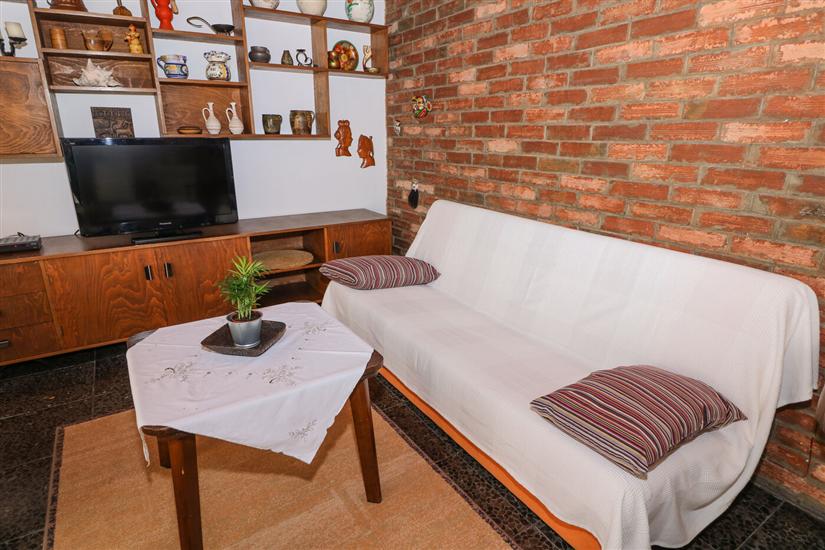 House K1, for 8 persons